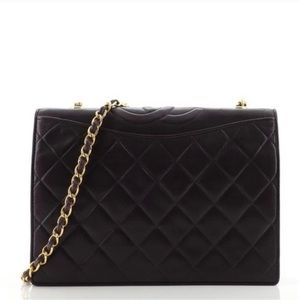 Authentic Vintage single flap quilted CC LAMBSKIN medium shoulder bag